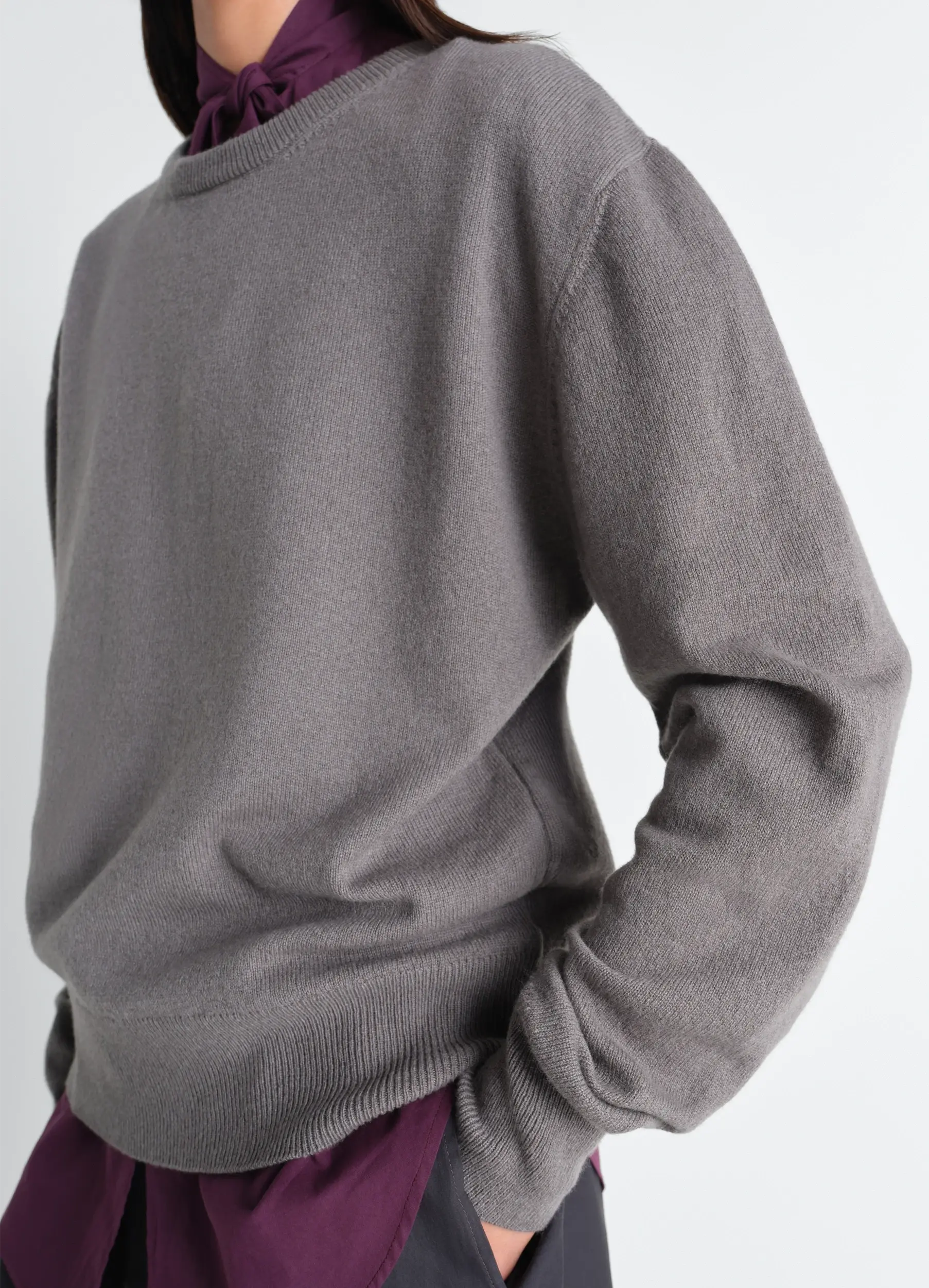 CREW NECK SWEATER IN CASHMERE WOOL - Image 4